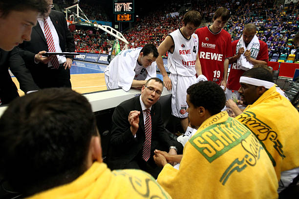 扮演极为关 扮演极为关